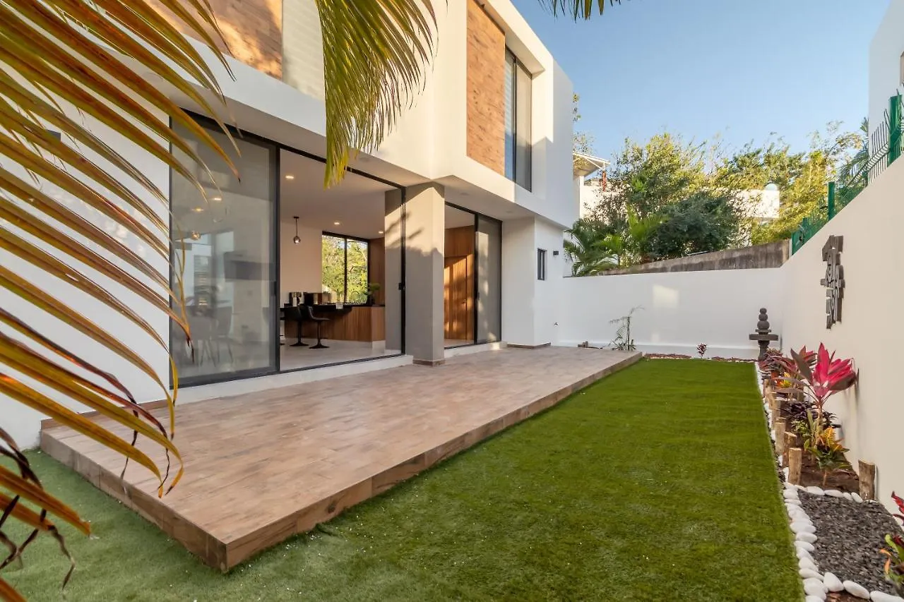 Casa La Gloria, Playa Del Carmen Villa Holiday home
